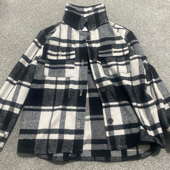 Old Navy Other - Black and white old navy Shacket